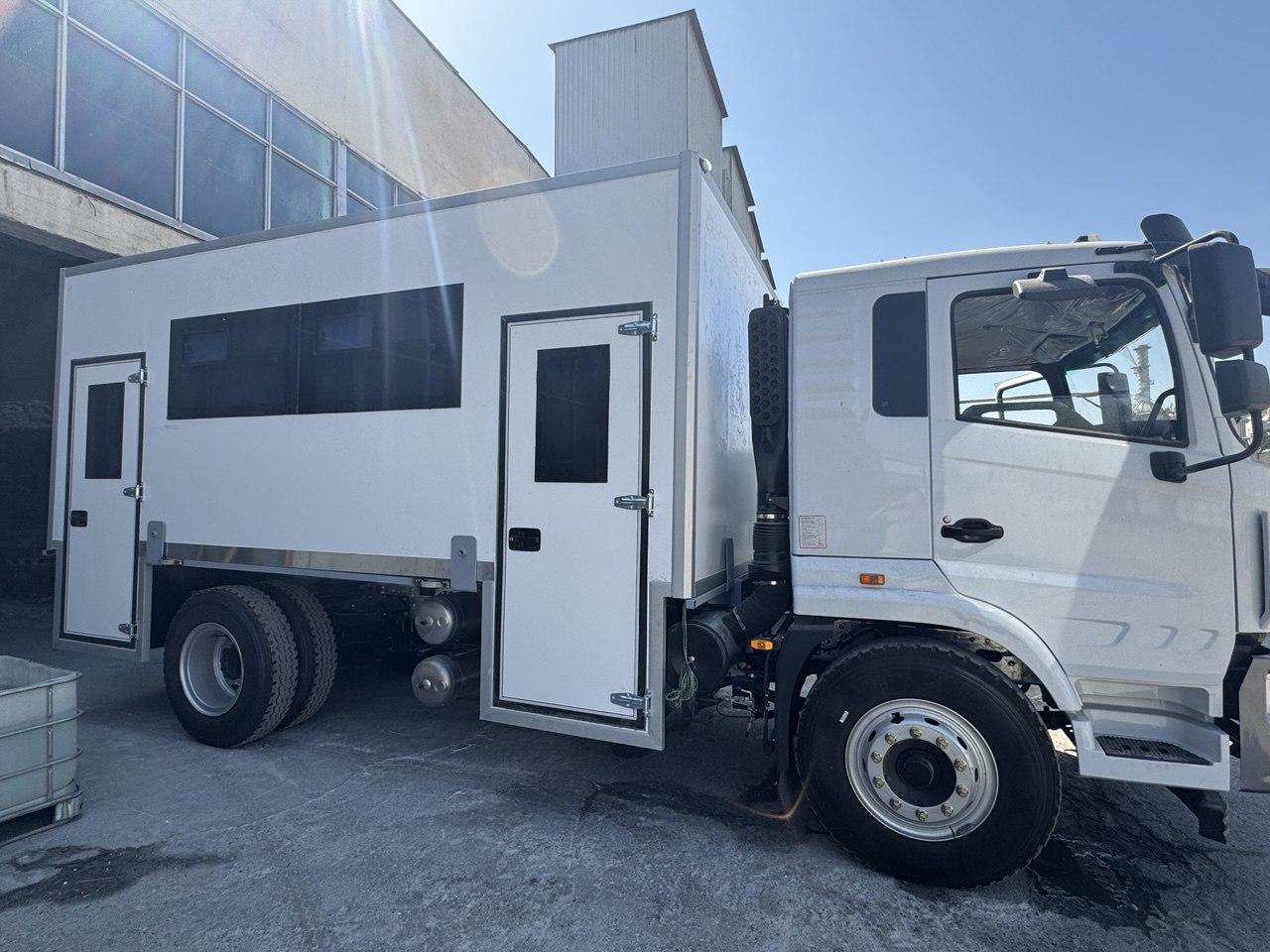 Специальные фургоны 2